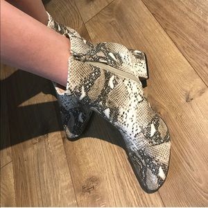 Snakeskin zara boots